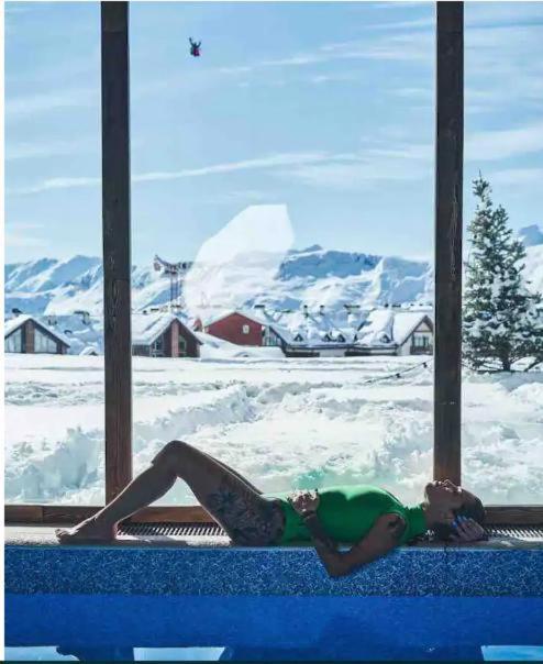 Апартаменти Crystal Deluxe, Four Seasons F2, New Гудаурі Екстер'єр фото